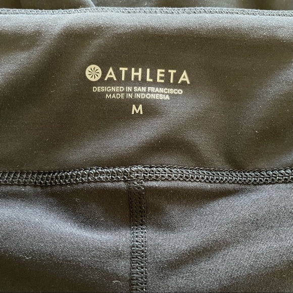 Athleta Women's Laser Run Black Lightweight Waterproof Tennis Activewear Skort M - Picture 8 of 9